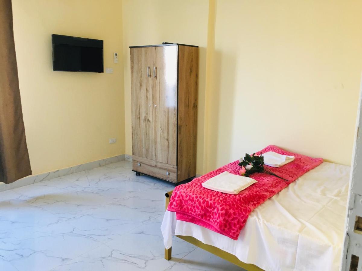 Cairo Lodge Hostel *